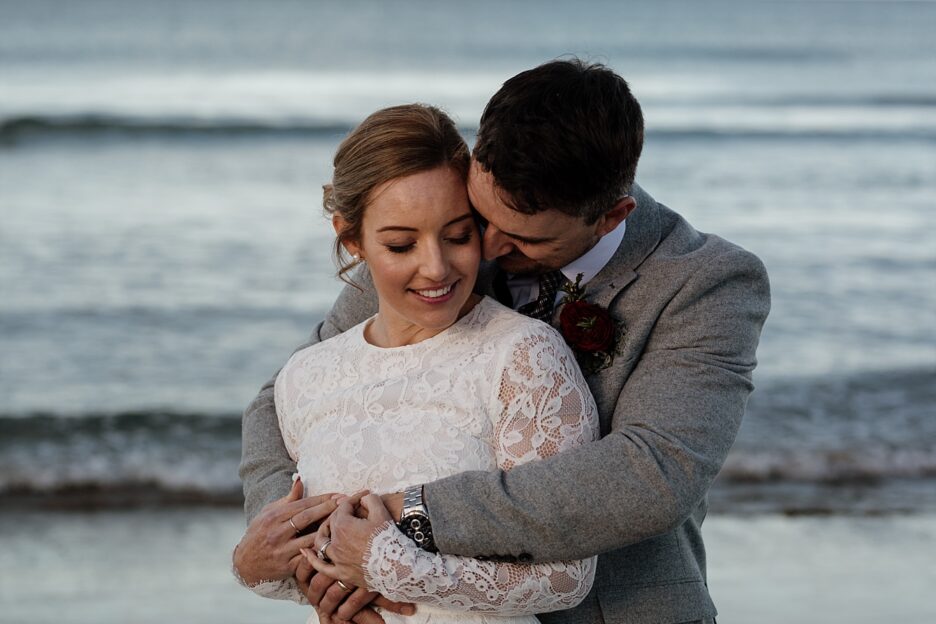 Cuddly by the sea Waihi Wedding
