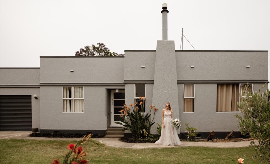 Art deco house with bride in Napier