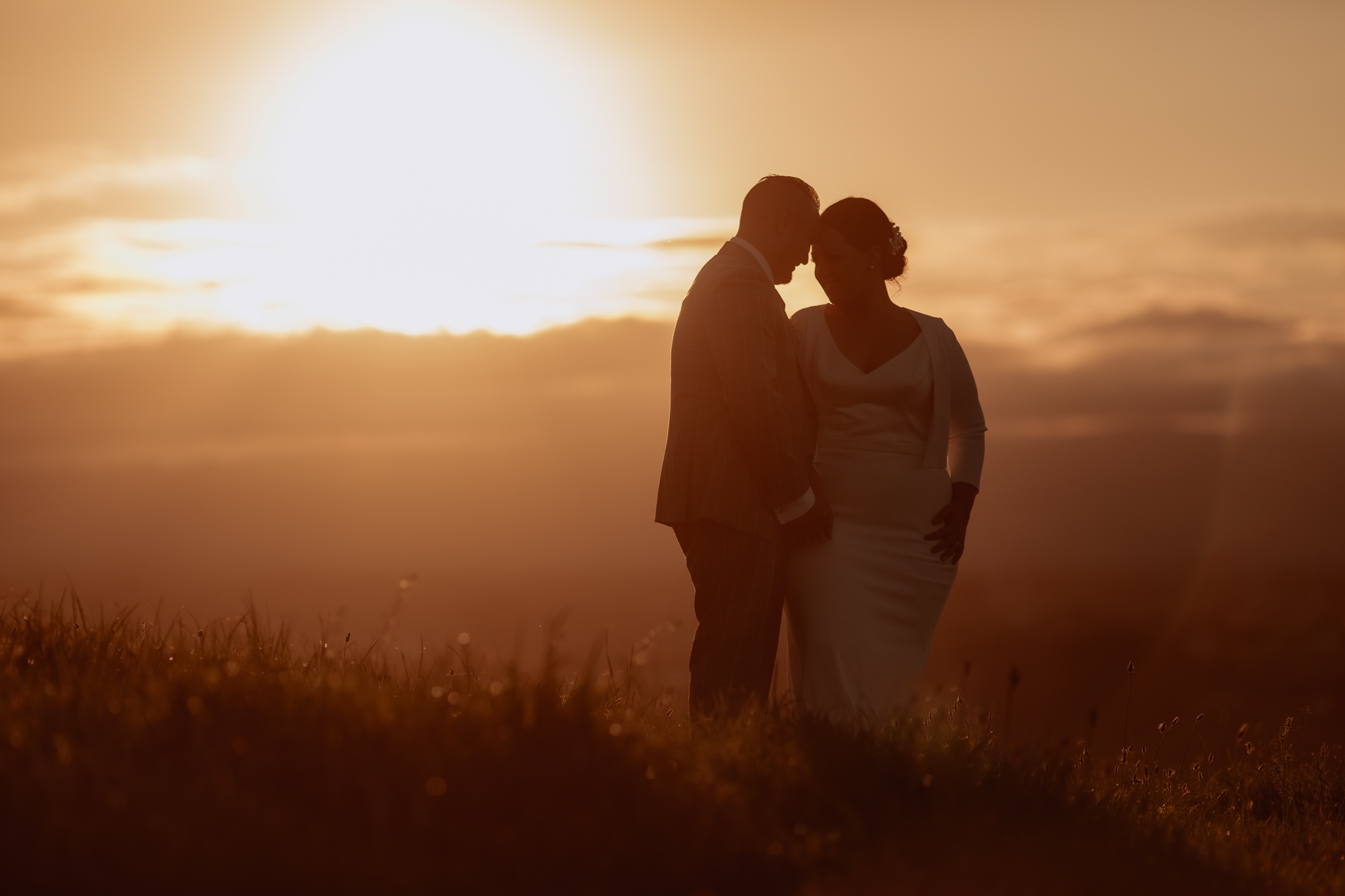 Golden hour photography of tauranga wedding at Eagle Ridge