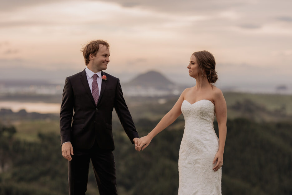 Mount Manganui elopement wedding photos
