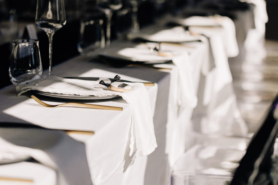 black white themed table settings Black Walnut wedding