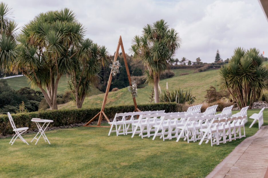 wedding ceremony ready at eagle ridge front lawn